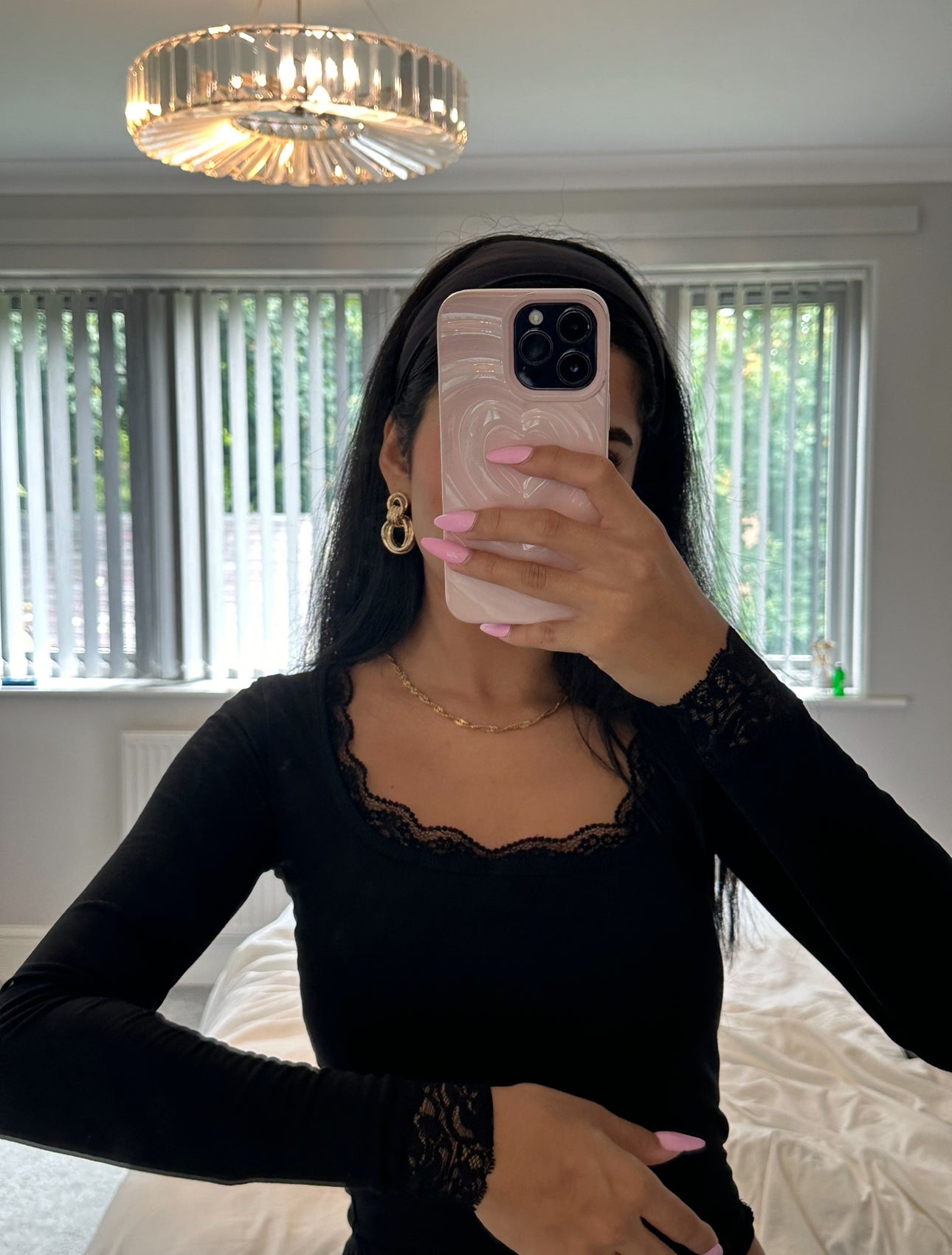 LACE TRIM LONG SLEEVE TOP